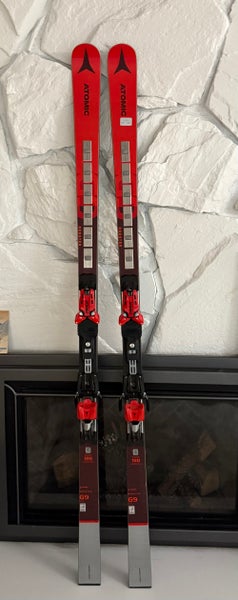 Women's Racing 188 cm Atomic Race GS Skis With Bindings Max Din 12 (Used)