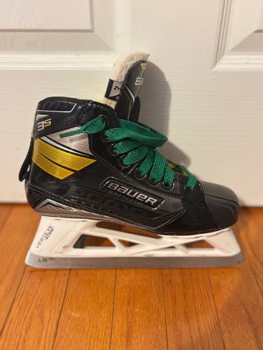 2020 Bauer Supreme 3S Hockey Goalie Skates Regular Width Size 4 (Used)