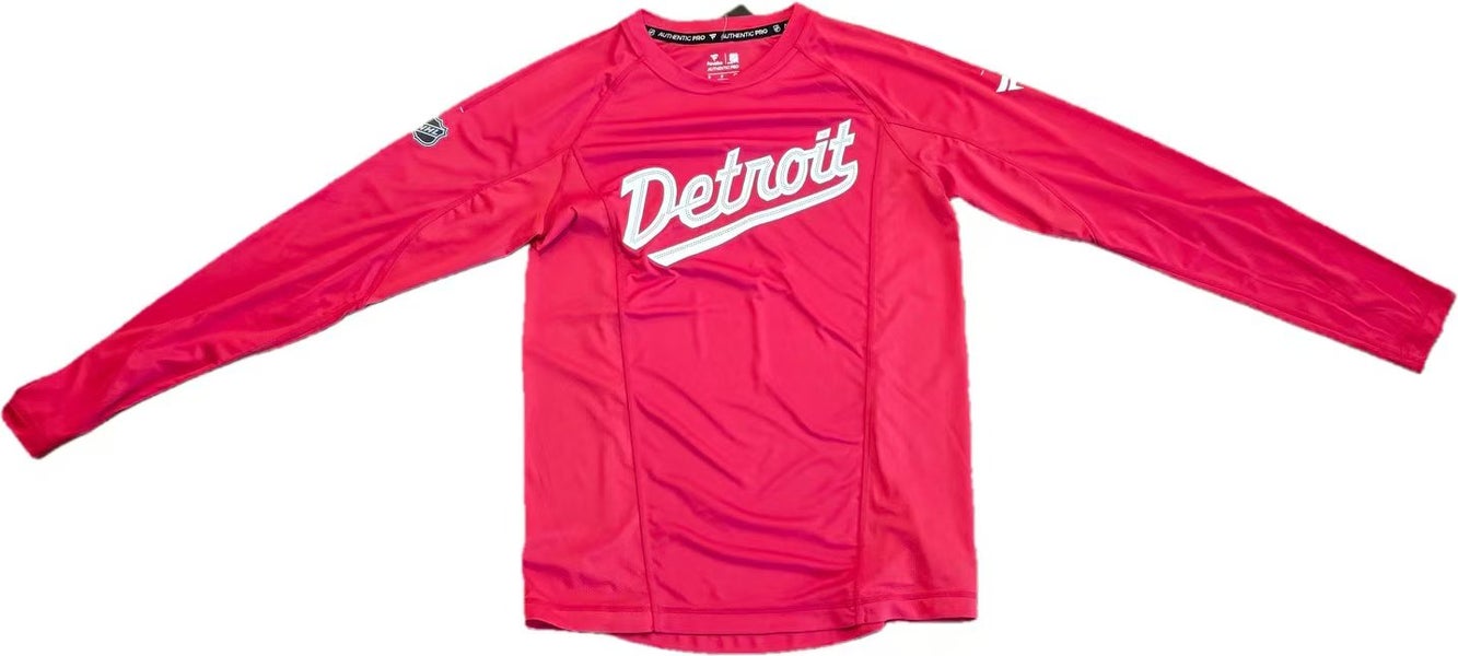 Detroit Red Wings Red Stadium Series Long Sleeve T-Shirt -Senior Small(New)