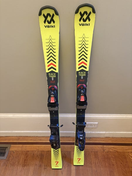 Racing 118 cm Volkl Racetiger GS Skis With Bindings (Used)