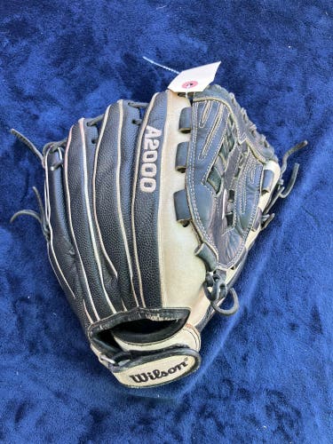 Black Wilson A2000 RH Softball Glove 12.5" (Used)