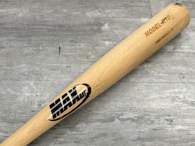 Max Bats R10 Maple Wood Bat 31"