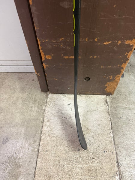 50 Flex Intermediate Sher-Wood Rekker Legend Pro Right Handed Hockey Stick (New)- Different Curves