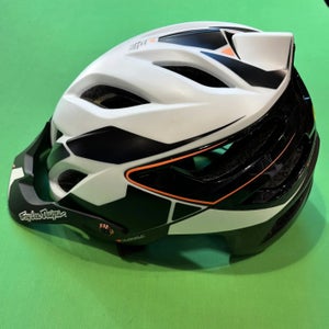 Troy Lee Designs A3 MIPS Bike Helmet | Medium/Large