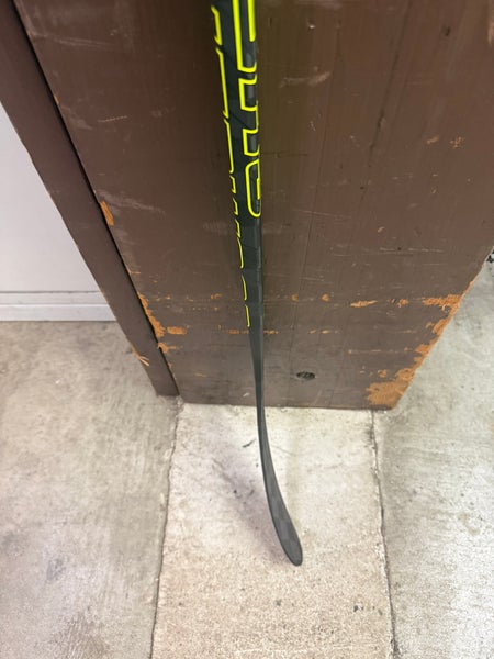 45 Flex Junior Sher-Wood Rekker Legend Pro Right Handed Hockey Stick (New)- Different Curves