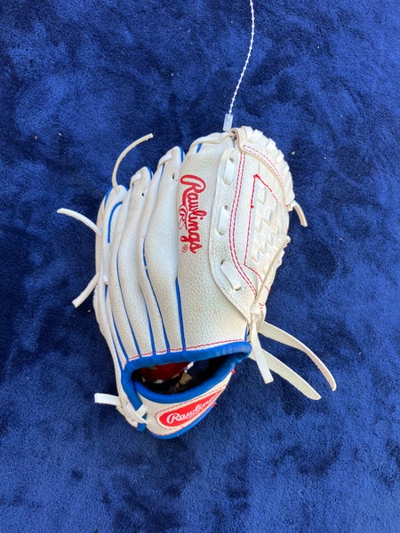 White Rawlings Player series RH Pitcher's Baseball Glove 9" (Used)