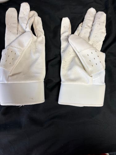 Medium Nike Huarache Elite Batting Gloves (Used)