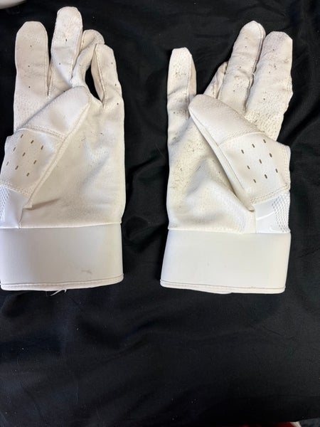 Medium Nike Huarache Elite Batting Gloves (Used)