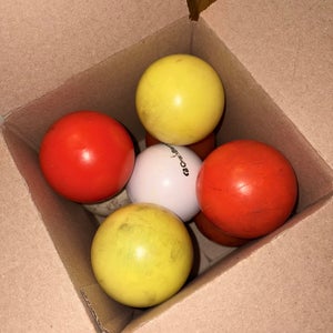 9 Field hockey balls