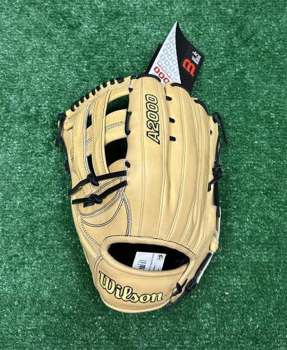 Wilson A2000 12.75" Classics 1777 Left Handed Outfield Baseball Glove - Blonde