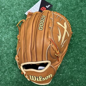 Wilson A2000 12" Classics B23 Pitchers Baseball Glove - Saddle Tan