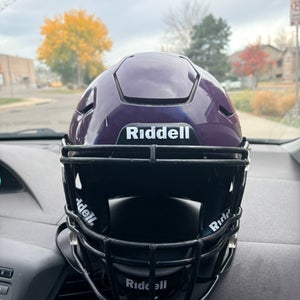 Large Youth Riddell SpeedFlex Helmet (Used)