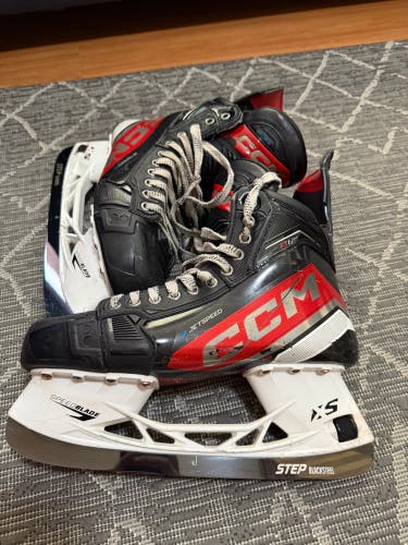 2023 CCM JetSpeed FT6 Pro Hockey Skates Regular Width 10.5 (Used)