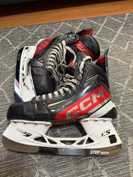 2023 CCM JetSpeed FT6 Pro Hockey Skates Regular Width 10.5 (Used)