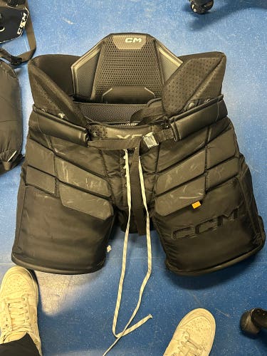Senior Large 2024 CCM XF Pro Hockey Goalie Pants (Used)