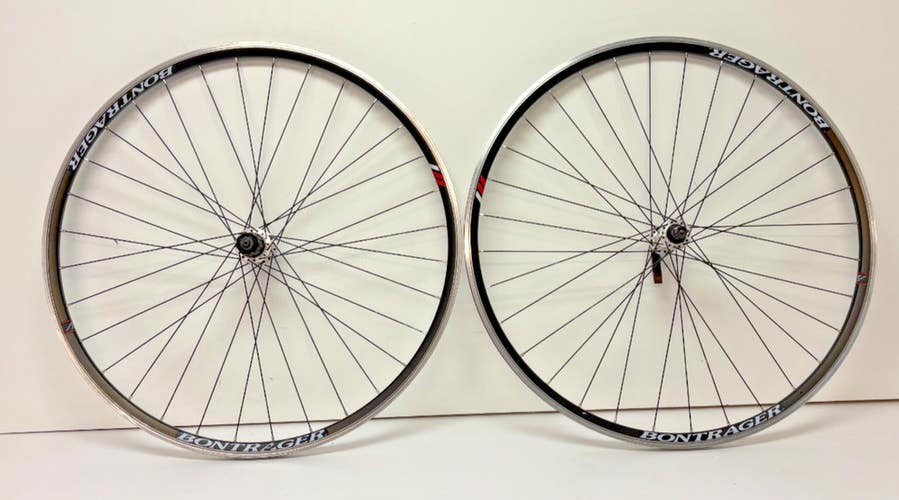Bontrager 32-Spoke Black Aluminum 622x15/700C Road Bike Wheelset Fast Shipping