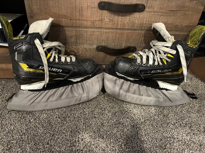 Bauer Supreme M4 Hockey Skates Regular Width 13.5 (Used)