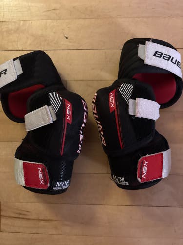 Junior Medium Bauer NSX Elbow Pads (Used)