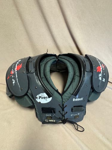 Medium Adult Riddell Power shoulder Pads (Used)