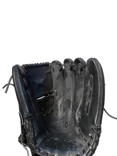 Used Wilson A2000 BB/SB Glove RH Throw Black 12 1/2" 11706-S000366091