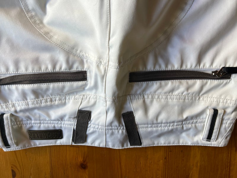 White Women's Adult Small Obermeyer Ski Pants (Used)