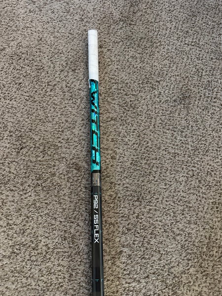 Intermediate Bauer Twitch Right Handed Hockey Stick P92 (Used)