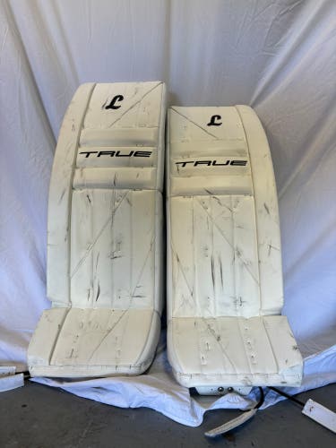 34" 2025 True HZRDUS 7X4 Goalie Leg Pads (Used)