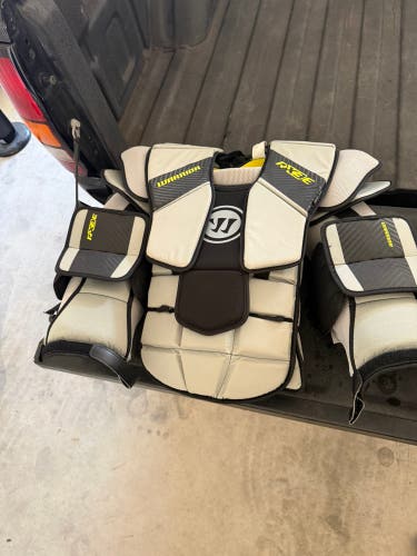 XL Warrior Ritual X3E Goalie Chest Protector (Used)