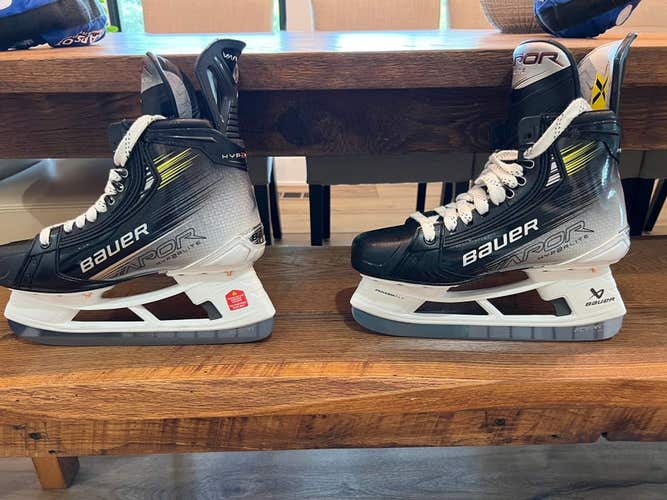 Bauer Size 8.5 Vapor Hyperlite 2 Fit 2 Hockey Skates