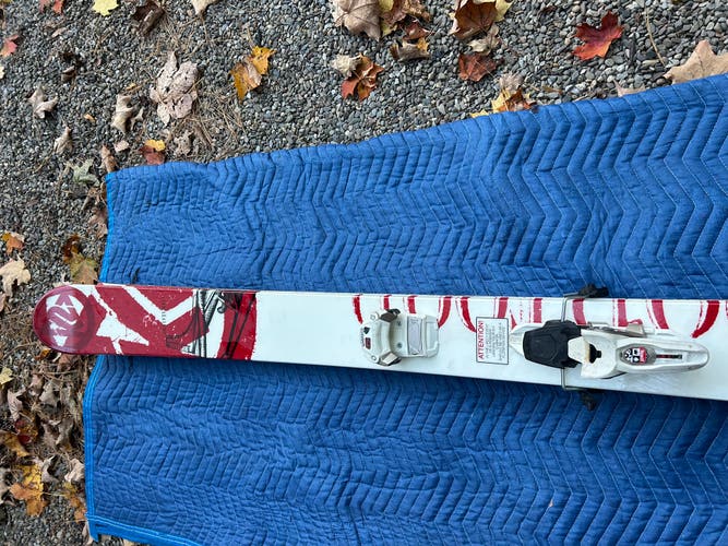 K2 Catamaran 181 cm Powder Skis With Bindings Max Din 15 (Used)