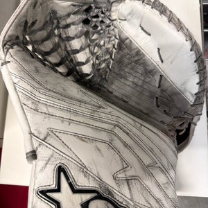 White Senior Brian's Iconik Goalie Glove Senior