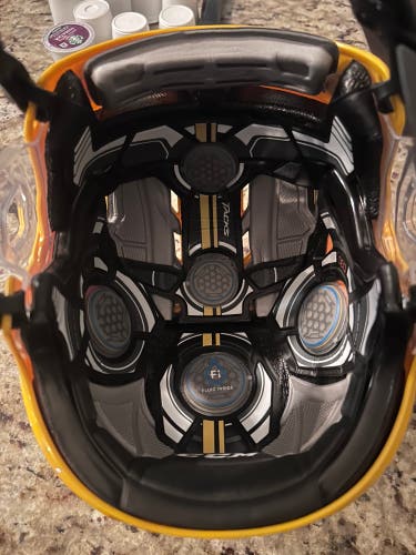 Small CCM Tacks 910 Helmet (New)