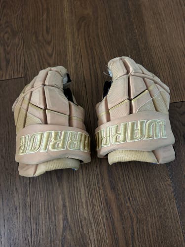 Warrior Pro Series II Gloves 13" (Used) 
Vintage Color