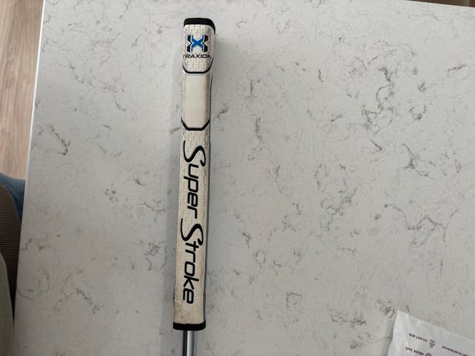 Silver Men's Odyssey Works Versa 1 Blade Right Handed Putter 35" (Used)