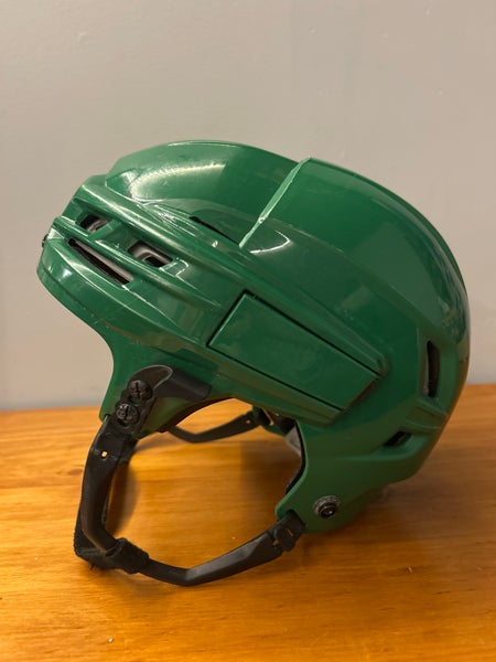 Small CCM Tacks 910 Helmet (Used) Kelly Green