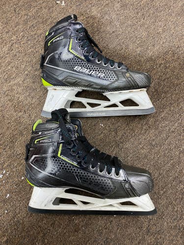 Bauer Pro Hockey Goalie Skates 7.5 Fit 2