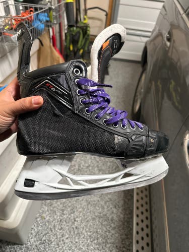 2023 CCM JetSpeed FT6 Pro Hockey Skates Regular Width Pro Stock 9 (Used)