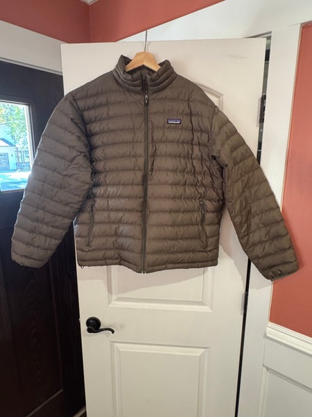 Men’s Patagonia Down Sweater, Large