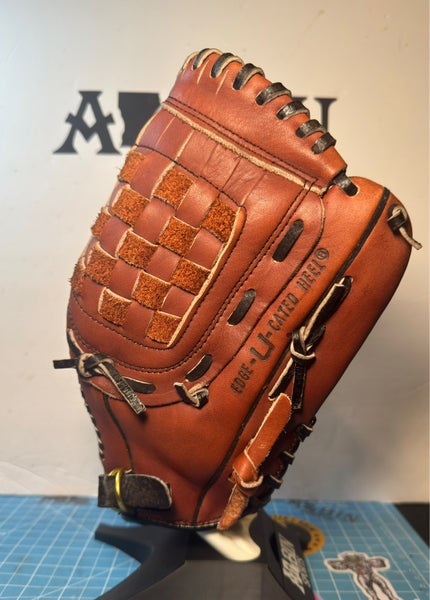 Rawlings The Mark of a Pro RH Baseball Glove 11.5" (Used)