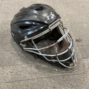 Used Under Armour UAHG2-YS Catchers Helmet w/Mask Black SM 11614-S000224377