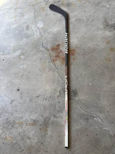 Senior Bauer Vapor Hyperlite Left Hand Hockey Stick P92 (Used)