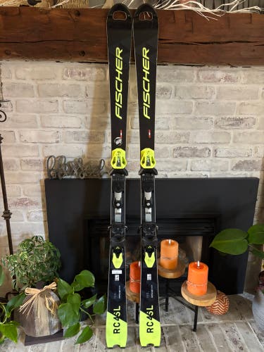 2024 Fischer RC4 World Cup SL 155 cm Racing Skis Max Din 11 (Used)