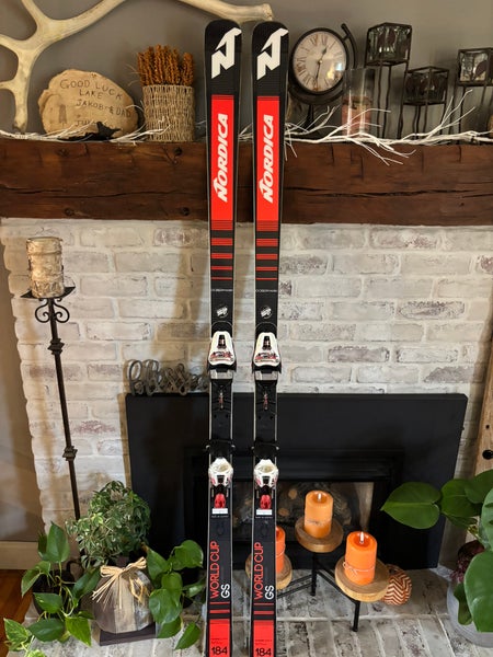2024 Nordica Dobermann GSJ Plate 184 cm Racing Skis Max Din 15 (Used)