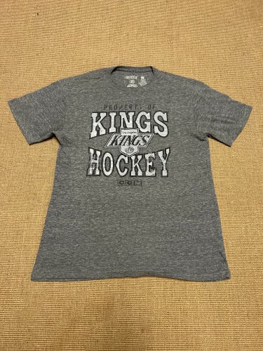Old School Vintage CCM Los Angeles Kings NHL Hockey T-Shirt