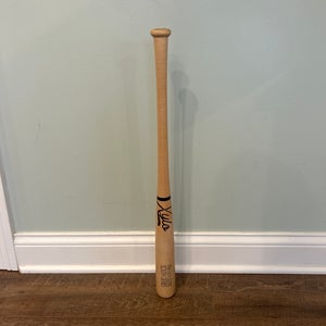Wood Bat (-10) 19 oz 29" (Used)