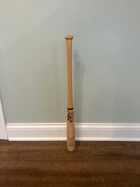 Wood Bat (-10) 19 oz 29" (Used)
