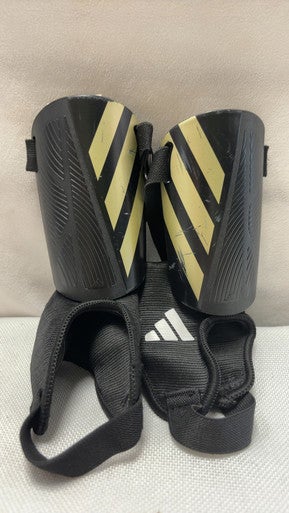 Used Adidas Soccer Shin Guards Junior Black SM 11490-S000266811