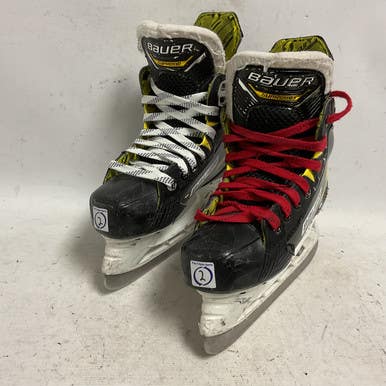 Used Bauer SUPREME M4 Junior Hockey Skate White/Black/Yellow Junior 02 11855-S000193598