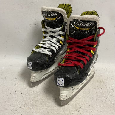 Used Bauer SUPREME M4 Junior Hockey Skate White/Black/Yellow Junior 02 11855-S000193598