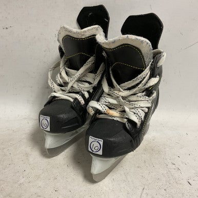 Used CCM TACKS 9040 Youth Hockey Skate Youth 10.0 11855-S000193572